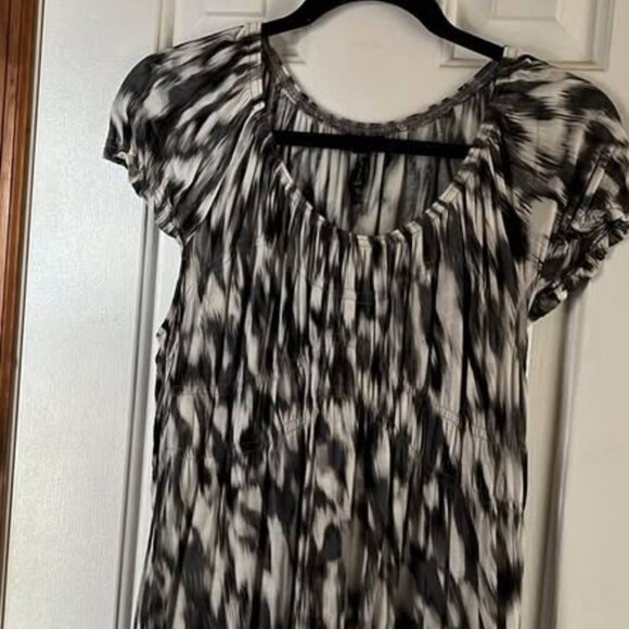 Women's (Large) short sleeve top - Picture 1 of 1